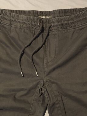Aeropostale Men’s Black Drawstring Joggers Size M